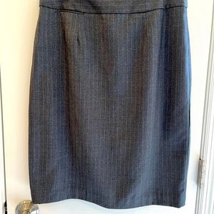 Calvin Klein Size 6 Pencil Skirt, Grey Pin Stripe Perfect Condition